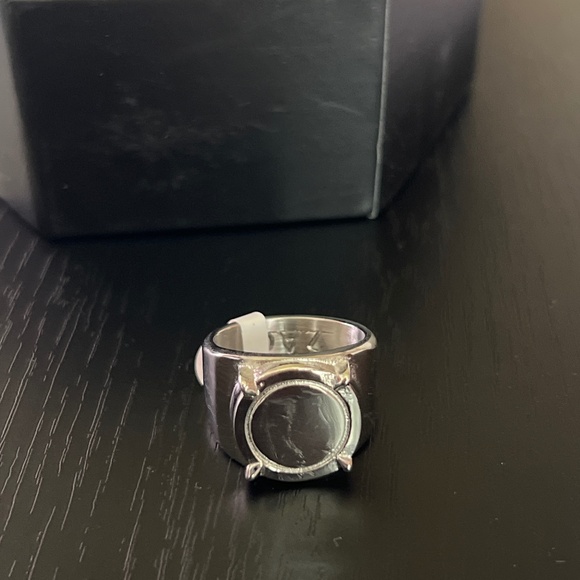 Original ZAG Adrien Agreste Ring Miraculous Ladybug Size 9 Unused Shiny Silver - Picture 2 of 4